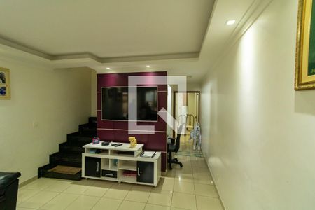 Sala de casa à venda com 3 quartos, 199m² em Burgo Paulista, São Paulo