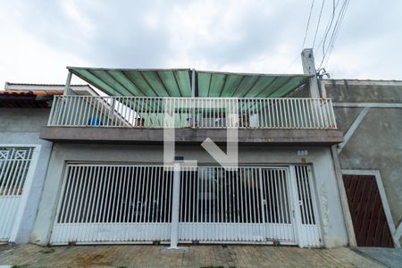 Casa à venda com 199m², 3 quartos e 3 vagasFachada