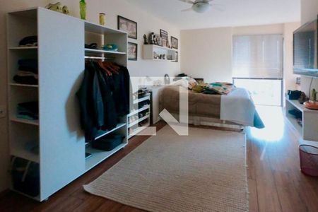 Apartamento à venda com 135m², 2 quartos e 2 vagasSuite