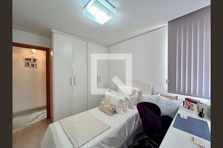 Quarto de apartamento à venda com 3 quartos, 95m² em Buritis, Belo Horizonte