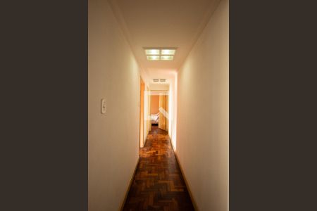 Apartamento à venda com 72m², 2 quartos e sem vagaCorredor apartamento