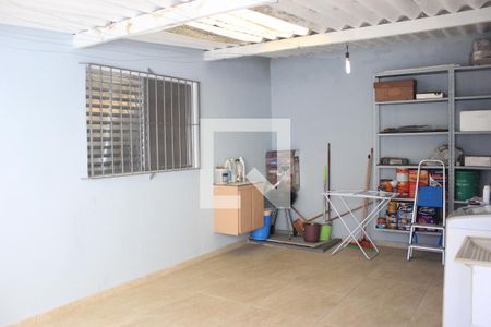 Casa à venda com 151m², 4 quartos e 6 vagasLavanderia