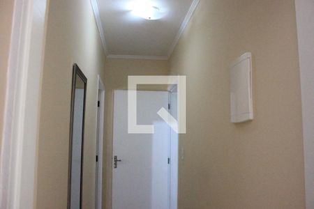 Casa à venda com 151m², 4 quartos e 6 vagasCorredor dos quartos