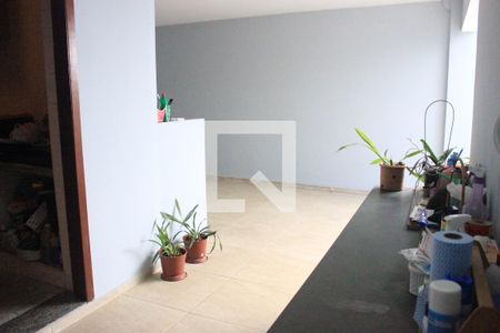 Casa à venda com 151m², 4 quartos e 6 vagasQuintal