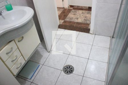 Casa à venda com 151m², 4 quartos e 6 vagasBanheiro 1