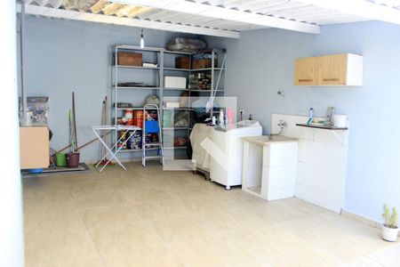 Casa à venda com 151m², 4 quartos e 6 vagasLavanderia