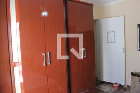 Casa à venda com 151m², 4 quartos e 6 vagasSuíte