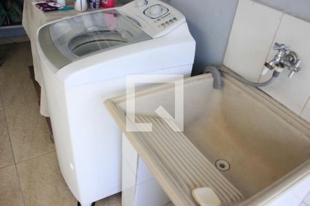 Casa à venda com 151m², 4 quartos e 6 vagasLavanderia