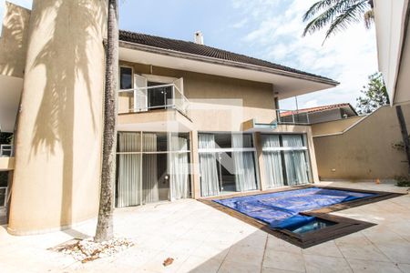 Casa de condomínio à venda com 400m², 4 quartos e 6 vagasPiscina