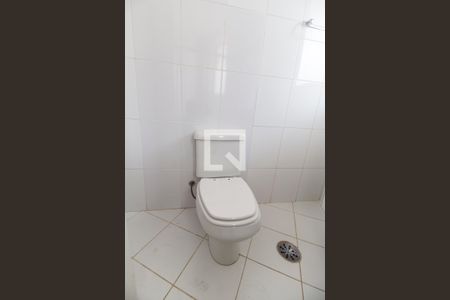 Casa de condomínio à venda com 400m², 4 quartos e 6 vagasBanheiro da Suíte 3