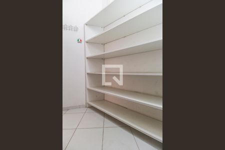 Casa de condomínio à venda com 400m², 4 quartos e 6 vagasÁrea de Serviço