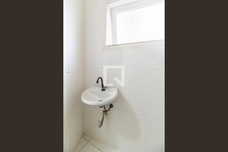 Casa de condomínio à venda com 400m², 4 quartos e 6 vagasDetalhe da area de serviço