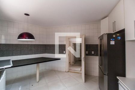 Casa de condomínio à venda com 400m², 4 quartos e 6 vagasCozinha