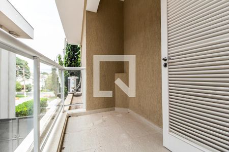 Casa de condomínio à venda com 400m², 4 quartos e 6 vagasVaranda