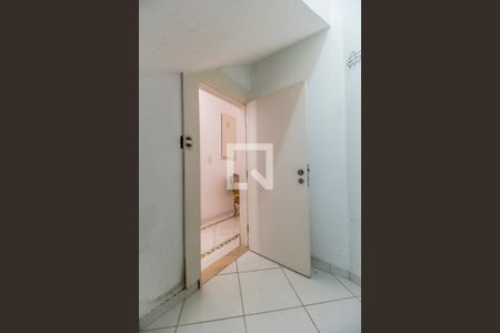 Casa de condomínio à venda com 400m², 4 quartos e 6 vagasÁrea de Serviço