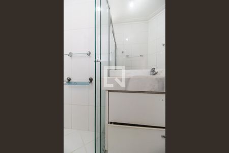 Casa de condomínio à venda com 400m², 4 quartos e 6 vagasBanheiro