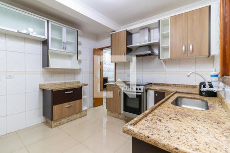 Casa à venda com 2m², 3 quartos e 2 vagas Casa à venda com 2m², 3 quartos e 2 vagasCozinha