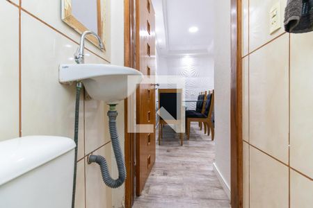 Casa à venda com 2m², 3 quartos e 2 vagas Casa à venda com 2m², 3 quartos e 2 vagasLavabo