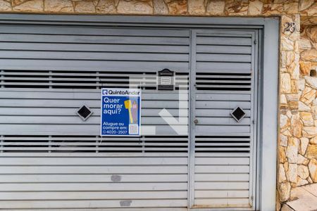 Casa à venda com 2m², 3 quartos e 2 vagas Casa à venda com 2m², 3 quartos e 2 vagasPlaquinha