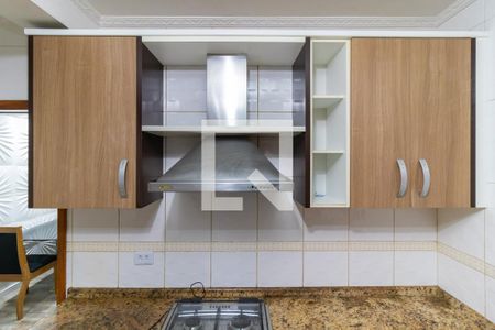 Casa à venda com 2m², 3 quartos e 2 vagas Casa à venda com 2m², 3 quartos e 2 vagasCozinha - Armários