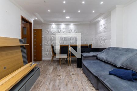 Sala de casa para alugar com 3 quartos, 2m² em Vila Regina ( Zona Leste), São Paulo