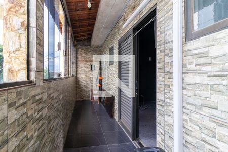 Casa à venda com 2m², 3 quartos e 2 vagas Casa à venda com 2m², 3 quartos e 2 vagasÁrea de Serviço
