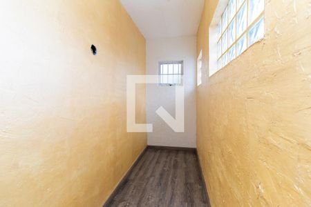 Closet do Quarto 1 de casa para alugar com 3 quartos, 2m² em Vila Regina ( Zona Leste), São Paulo
