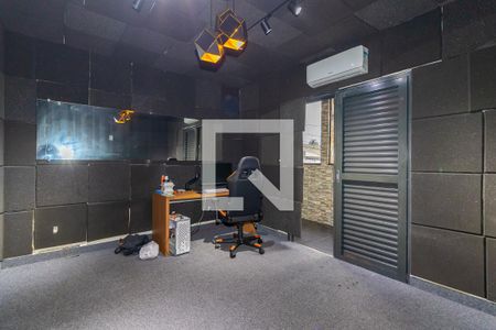 Casa à venda com 2m², 3 quartos e 2 vagas Casa à venda com 2m², 3 quartos e 2 vagasQuarto 3