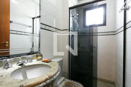 Apartamento à venda com 127m², 3 quartos e 3 vagasBanheiro da Suíte 2