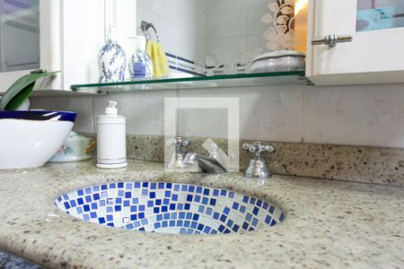 Apartamento à venda com 127m², 3 quartos e 3 vagasBanheiro da Suíte 1