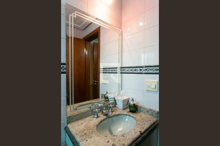 Apartamento à venda com 127m², 3 quartos e 3 vagasBanheiro da Suíte 3