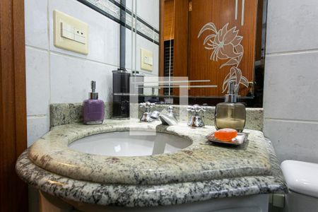 Apartamento à venda com 127m², 3 quartos e 3 vagasBanheiro da Suíte 2