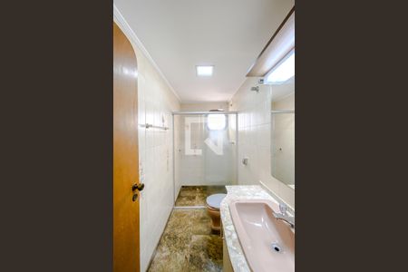 Apartamento à venda com 240m², 4 quartos e 3 vagasBanheiro da Suíte 2