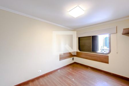 Apartamento à venda com 240m², 4 quartos e 3 vagasQuarto 2 - Suíte