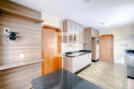 Apartamento à venda com 240m², 4 quartos e 3 vagasCozinha