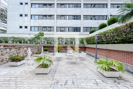 Apartamento à venda com 240m², 4 quartos e 3 vagasÁrea comum