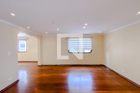 Apartamento à venda com 240m², 4 quartos e 3 vagasSala