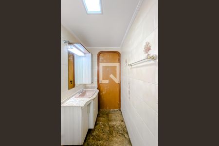 Apartamento à venda com 240m², 4 quartos e 3 vagasBanheiro da Suíte 2