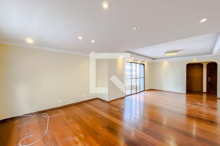 Apartamento à venda com 240m², 4 quartos e 3 vagasSala