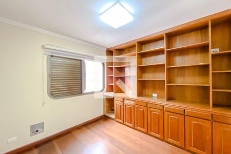 Apartamento à venda com 240m², 4 quartos e 3 vagasEscritório