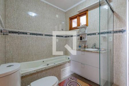 Casa à venda com 390m², 3 quartos e 3 vagas Casa à venda com 390m², 3 quartos e 3 vagasBanheiro suíte