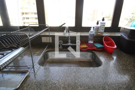 Apartamento à venda com 301m², 4 quartos e 4 vagasCozinha