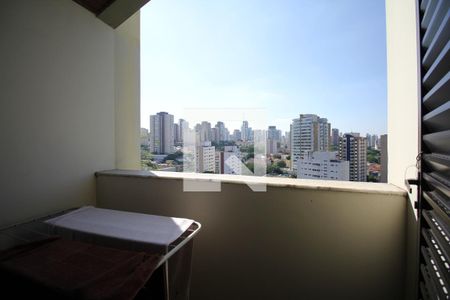Apartamento à venda com 301m², 4 quartos e 4 vagasVaranda da Suite 3