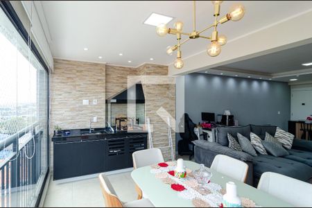 Apartamento à venda com 81m², 2 quartos e 2 vagasVaranda