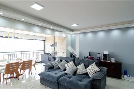 Apartamento à venda com 81m², 2 quartos e 2 vagasSala