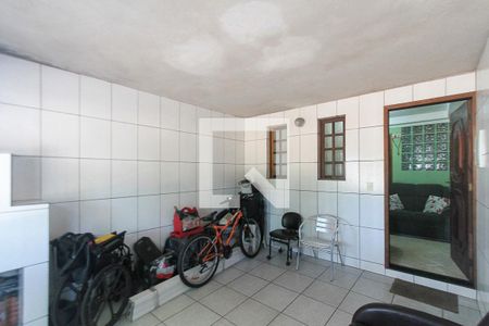 Casa à venda com 90m², 4 quartos e 1 vagaGaragem