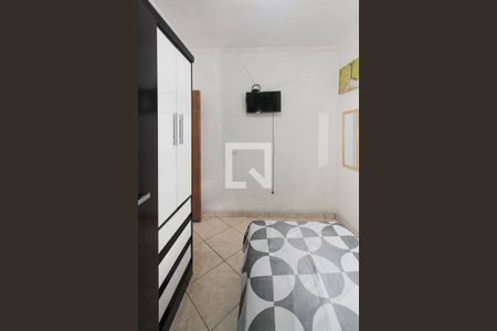 Casa à venda com 90m², 4 quartos e 1 vagaQuarto