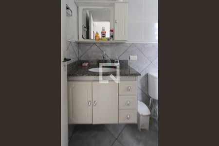 Casa à venda com 90m², 4 quartos e 1 vagaBanheiro