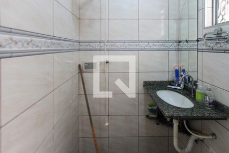 Casa à venda com 90m², 4 quartos e 1 vagaBanheiro