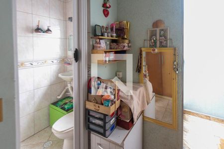 Casa à venda com 90m², 4 quartos e 1 vagaBanheiro